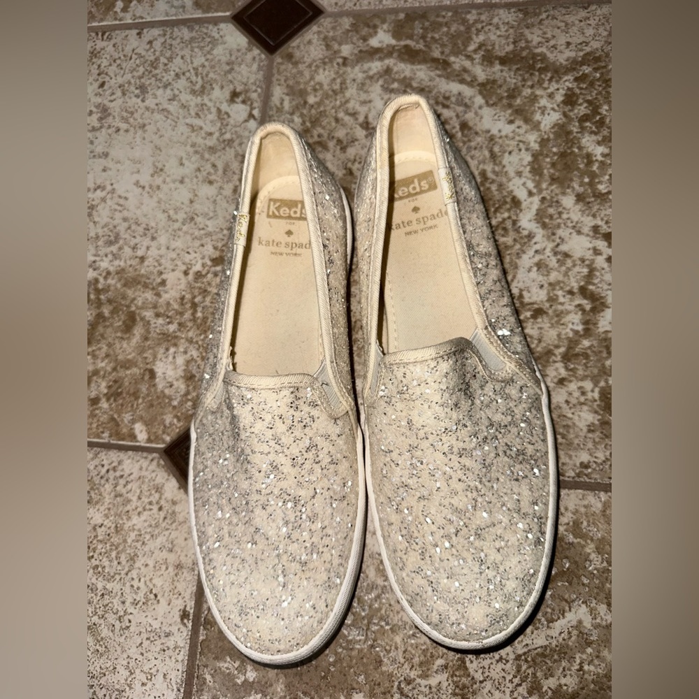 Keds x Kate Spade white sparkly sneaker size 8.